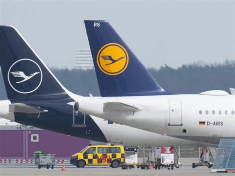 Deutsche Umwelthilfe Verklagt Lufthansa Wegen Greenwashing Swi