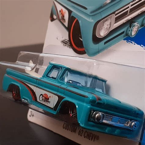 Yahoo オークション HOT WHeeLs CUSTOM CHEVY PICKUP ミント シェ