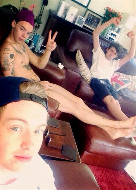 Harry Styles Gets Naked On Instagram Htf Magazine