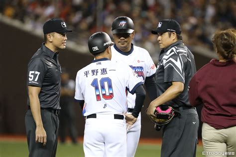 陳金鋒、平野惠一明星賽改當壘審還起衝突 葉總按讚演技 Ettoday運動雲 Ettoday新聞雲