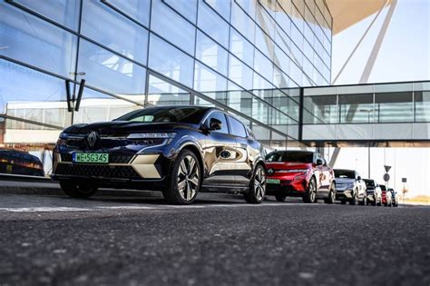 Renault E Tech Tour 2022 Elektryczne I Hybrydowe Modele W 10 Miastach