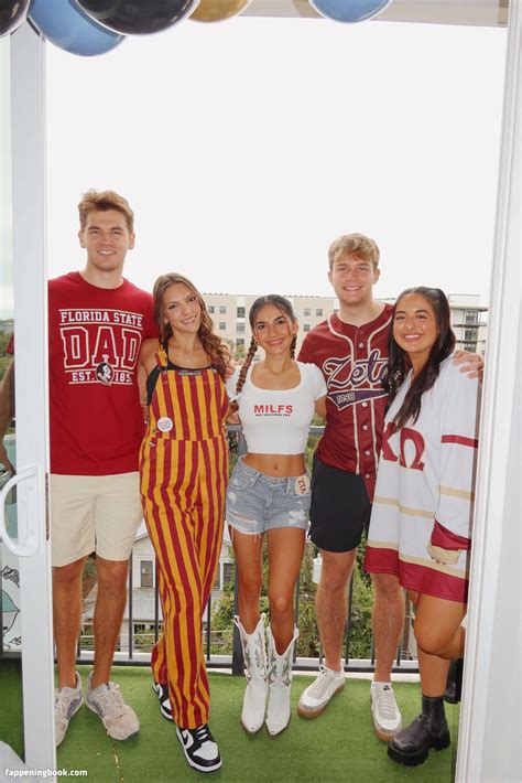 Jackie Aron Jackiearon Nude OnlyFans Leaks Fappening FappeningBook