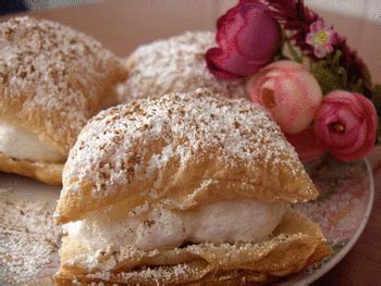 Milhojas Crujientes De Merengue Italiano Receta Petitchef