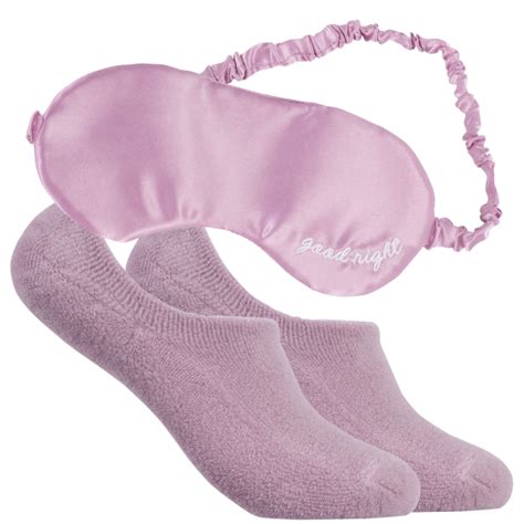 Morningsave Laundry By Shelli Segal Cozy Eye Mask And Sock Set