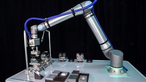 Universal Robots New Ur20 Collaborative Robot Makes Us Debut At Imts