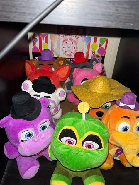 Updated fnaf plush collection : r/fivenightsatfreddys