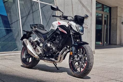 Motor Baru Cc Honda Cb Hornet Motor Naked Sport Terbaru Dengan Desain Futuristik