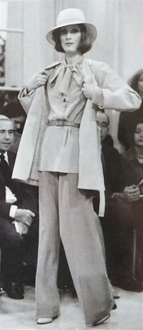 Janvier 1974 Haute couture été 1974 L Officiel 1000 modèles