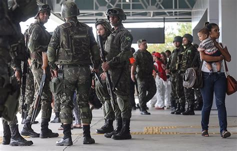 Al Menos Ocho Muertos En Una Operaci N Militar En R O De Janeiro