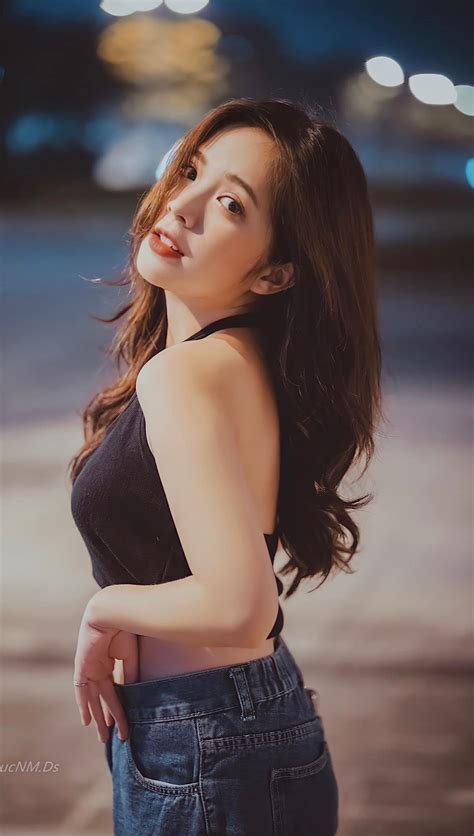 Hot girl Sư phạm nổi tiếng trên phim VTV bé hạt tiêu nhưng quyến rũ là ai