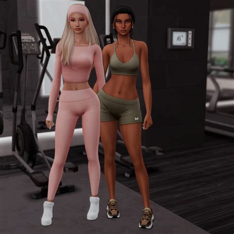 Miah And Valentina Modelling Joliebean And Daylifesims New Collab