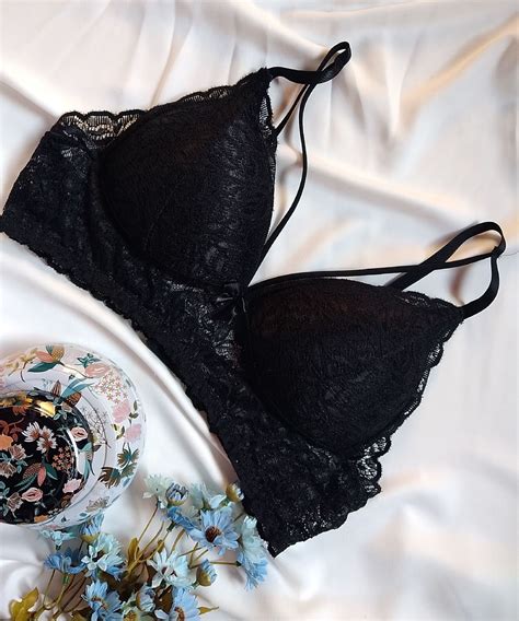 Sutiã Rendado Preto Lingerie Feminina Nunca Usado enjoei