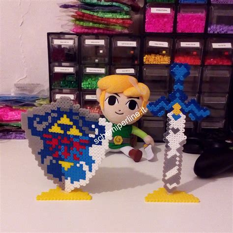 Spada Suprema E Scudo Hylia The Legend Of Zelda Foto Perline Da Stirare