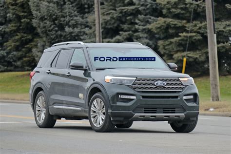 2021 Ford Explorer King Ranch Spied Testing For The First Time