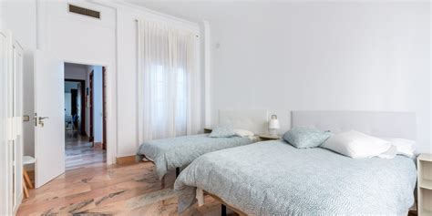 Habitaciones Gay Sevilla Gay Sevilla Banana Gay House