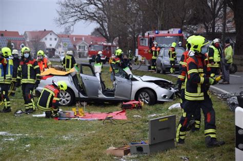 Markt Wald Mehrere Verletzte Nach Schwerem Verkehrsunfall MINDELHEIM