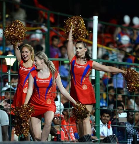 Royal Challengers Bangalore Vs Mumbai Indians Photosimagesgallery