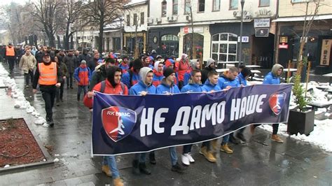 Protest Rukometa A Borca U Banjoj Luci Zbog Klupskih Prostorija