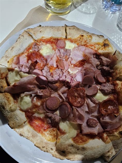 Pomodoro Basilico Pizzeria Street Food In Turin Bewertungen