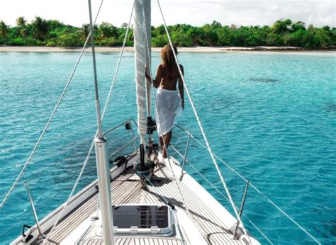 French Polynesia Sailing Trip Pacific Yacht Charter In Tahiti From €8