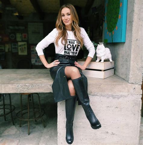 Regia Alejandra Fosalba Saca Aplausos Con Foto En Bikini