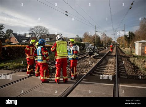 In Tornesch Ereignete Sich Am Montagmittag Ein Schwerer Unfall An Einem