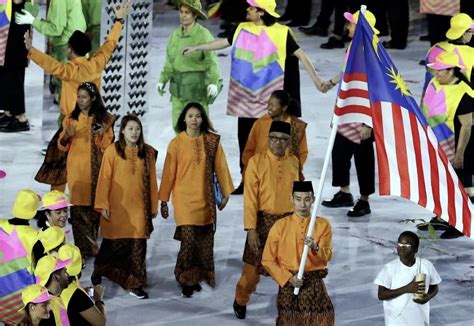 Baju Rasmi Kontinjen Malaysia Ke Acara Opening Sukan Olimpik Sejak 2008