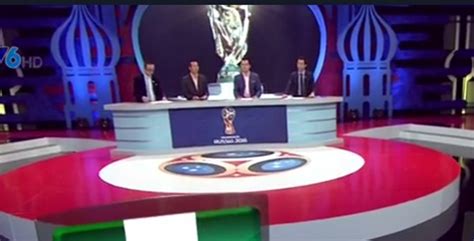 MC vẫn diện bikini dẫn World Cup trên truyền hình sau tranh cãi