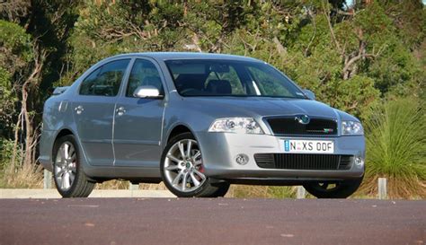 Skoda Octavia (A4) характеристики, двигатели, рестайлинг и комплектации