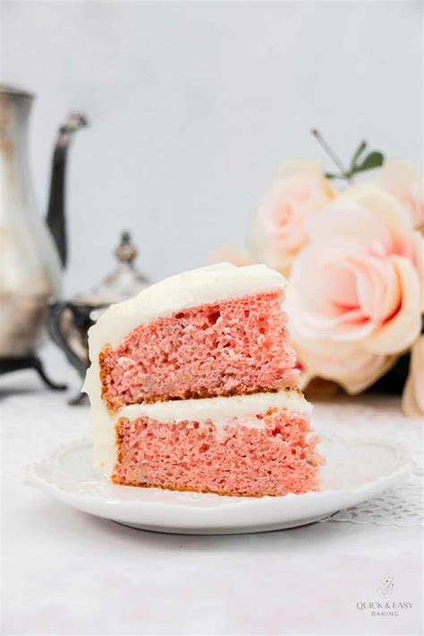 Easy Strawberry Banana Cake With Cream Cheese Frosting Quick And Easy Baking