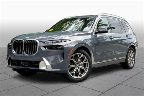 2023 BMW X7: stunning, luxurious and pricey