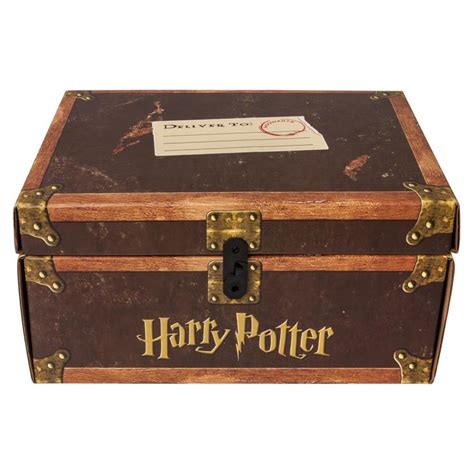 Harry Potter Hogwarts Trunk Collection Geekalerts