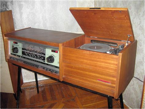 Радиола сетевая ламповая ''Симфония-2''.