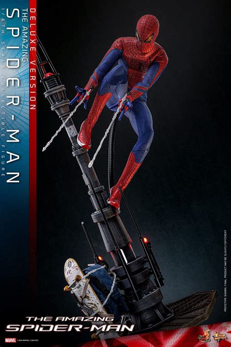 Spider Man Deluxe Hot Toys MMS772 The Amazing Spider Man 1 6 Figure