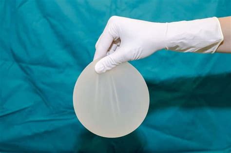 Women Say Their Breast Implants Are Making Them Sick Doctors And