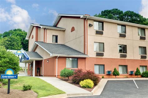 Days Inn by Wyndham Torrington | Torrington, CT Hotels