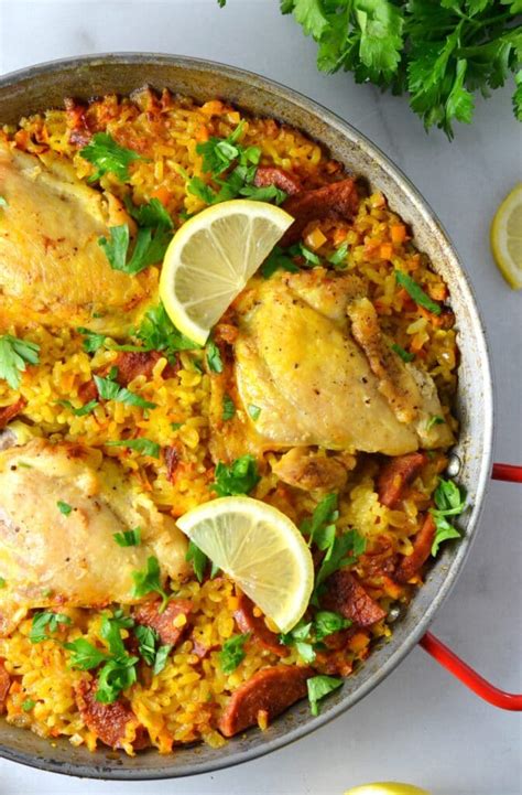 Spanish Style Chicken And Chorizo Paella Delish D Lites