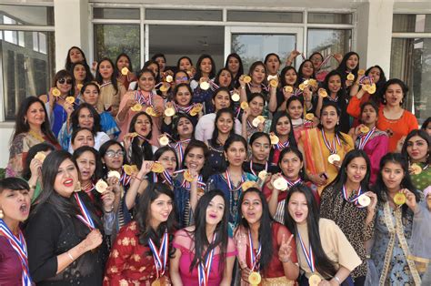 Dev Samaj College of Education holds Annual Prize Distribution