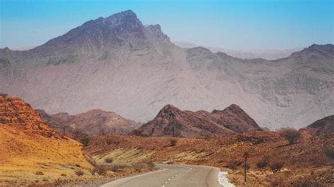 Travellers You Need To Visit This Natural Wonder In Oman Travel