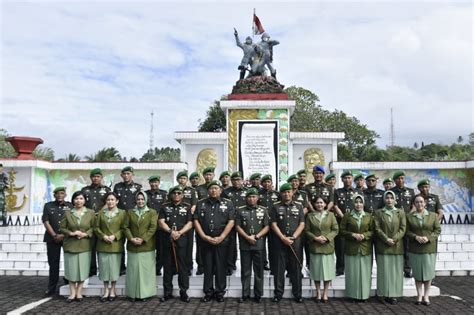 Kodam XIII Merdeka Gelar Ziarah Peringati Hari Juang Kartika TNI AD TH