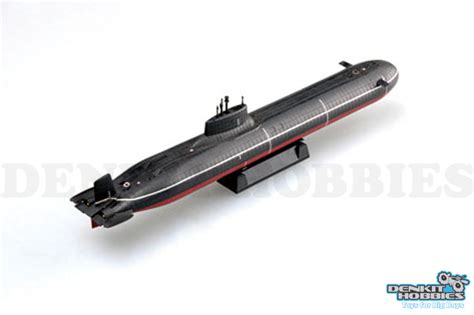 Russian Navy Typhoon Class Submarine Plastic Model Kit 1700 Hobby Boss