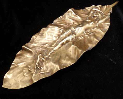 Georges Delpérier sculptuur Half naked woman on a leaf Catawiki