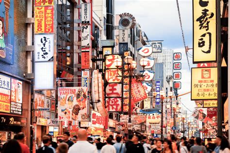 12 Highly-rated Places to Eat on Dotonbori, Osaka's Iconic Food Street