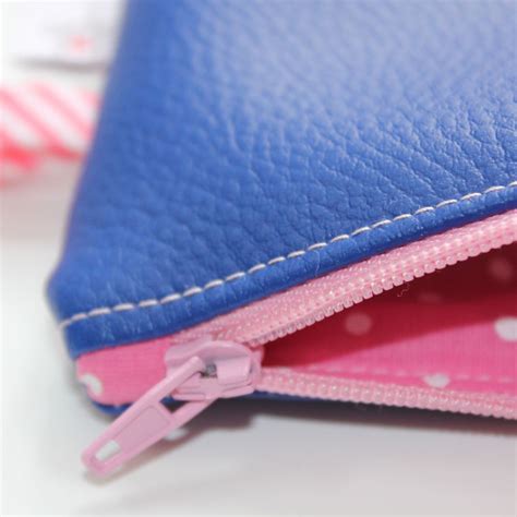 L Atelier Des Petites Bauloises Pochette Simili Cuir