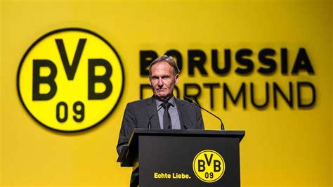 Bvb Chef Watzke Spricht Terzic Und Kehl Das Vertrauen Aus