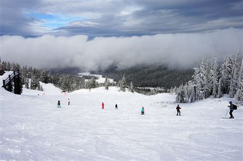 12 Incredible Places to Go Snowboarding and Skiing Near Portland, OR