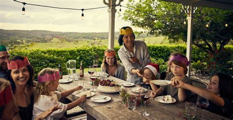 How do family traditions strengthen families? – Vegan Kids Magazine