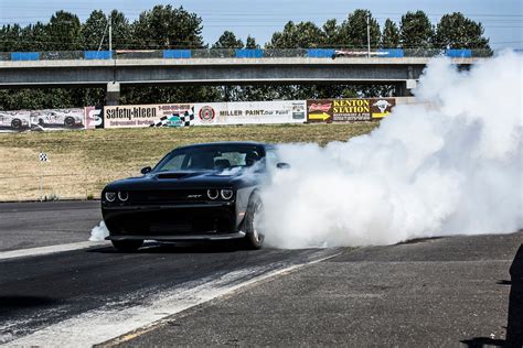 2015 Dodge Challenger SRT Hellcat Review