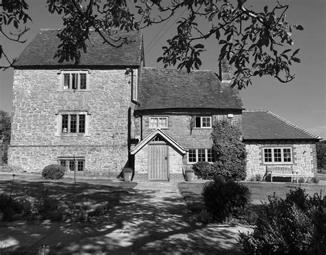 PROJECTS - www.paulinesutton.com