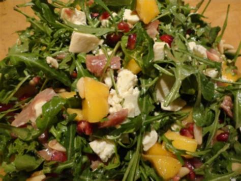 Sommersalat Med Ruccola Mango Og Granateple Hyttekroken